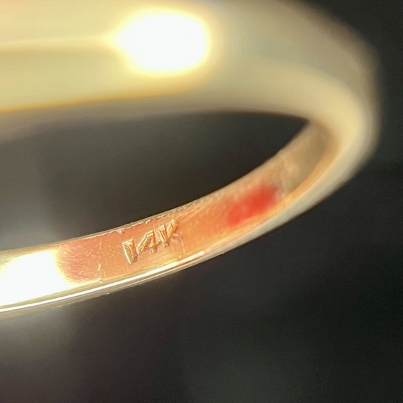 *Sold* Vintage Estate 14k Yellow and White Gold Moi et Toi Opal Diamond Ring - Picture 11 of 17